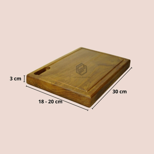 veldora teakwood cutting board size